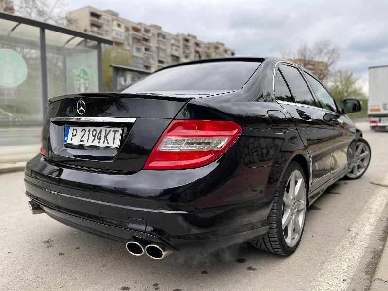 Mercedes-Benz C 300 3.0i 7G AMG LPG - изображение 10