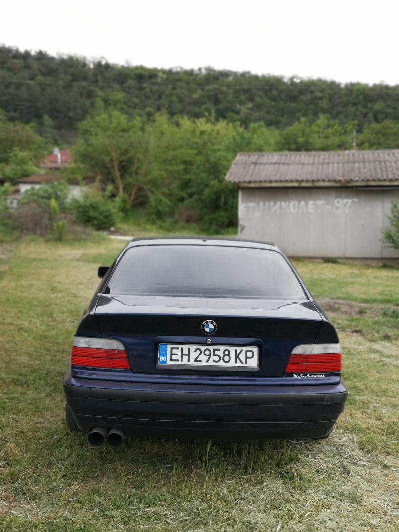 BMW 318 1.8is - изображение 1