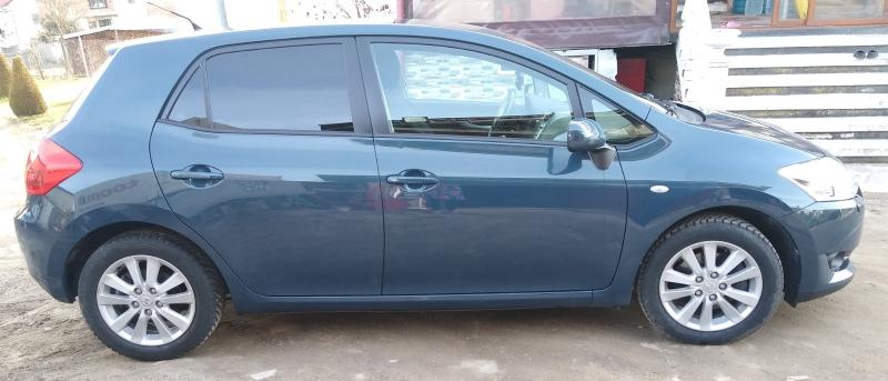 Toyota Auris 2.0 - изображение 6