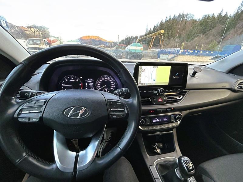 Hyundai I30 1.6 CRDI - изображение 4