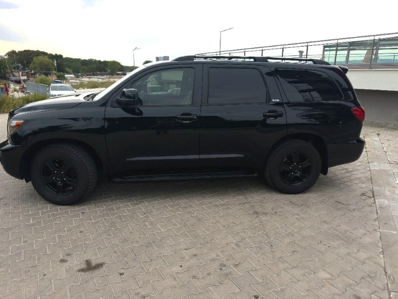 Toyota Sequoia 5.7 - изображение 4