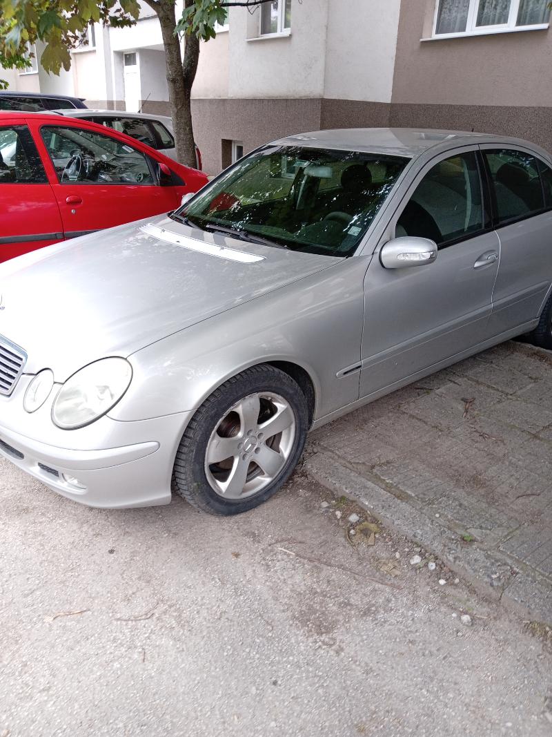 Mercedes-Benz E 200 2.2CDI - изображение 3