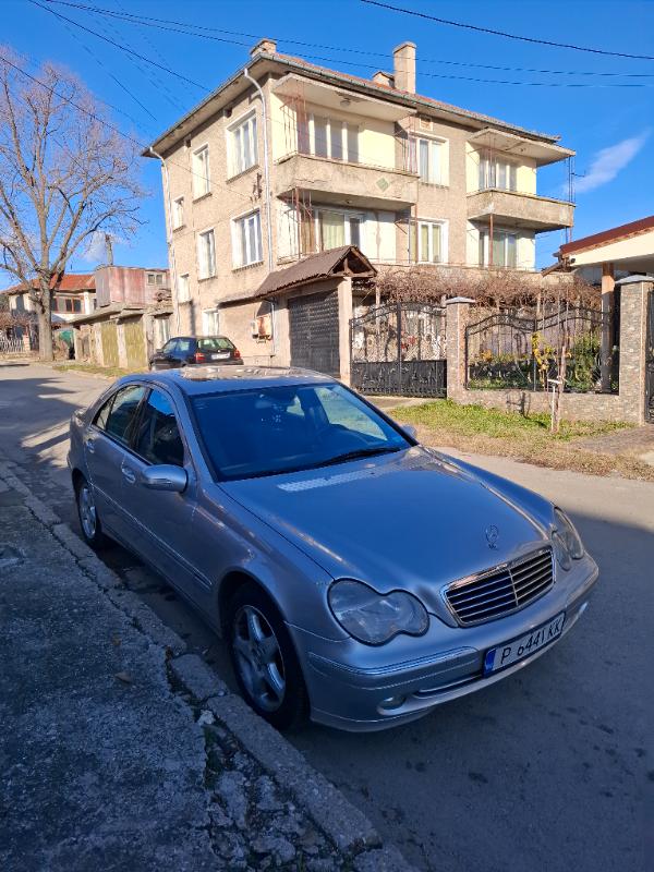 Mercedes-Benz C 220 Avanguard  - изображение 3