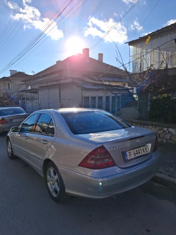 Mercedes-Benz C 220 Avanguard  - изображение 5