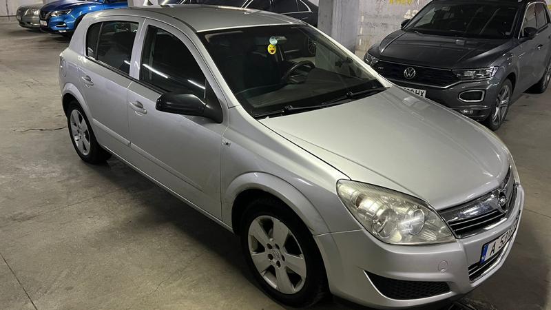 Opel Astra H 1.8 AT - изображение 2