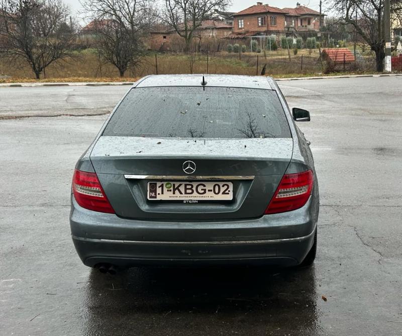 Mercedes-Benz C 200 C200 - изображение 3