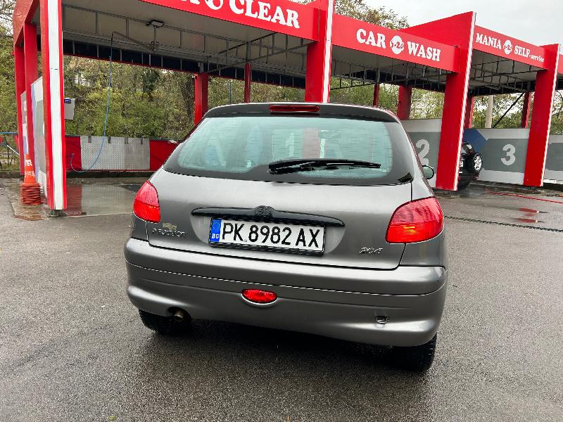 Peugeot 206 1.1 - изображение 8