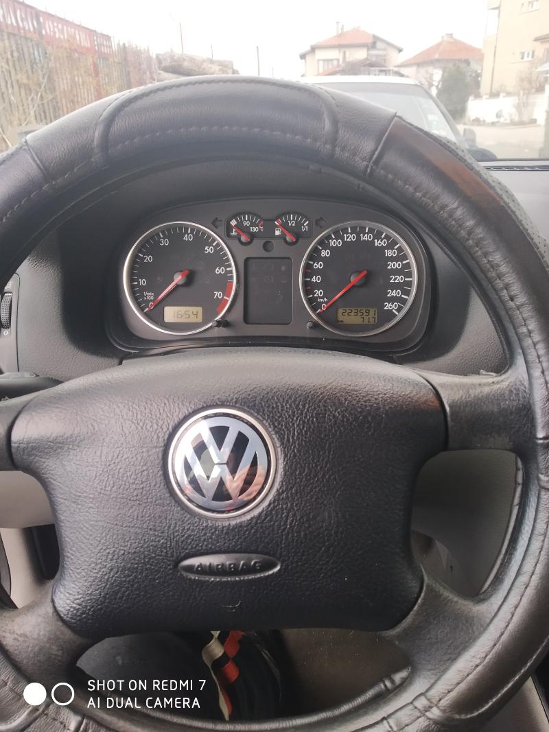 VW Golf 1.6 - изображение 9