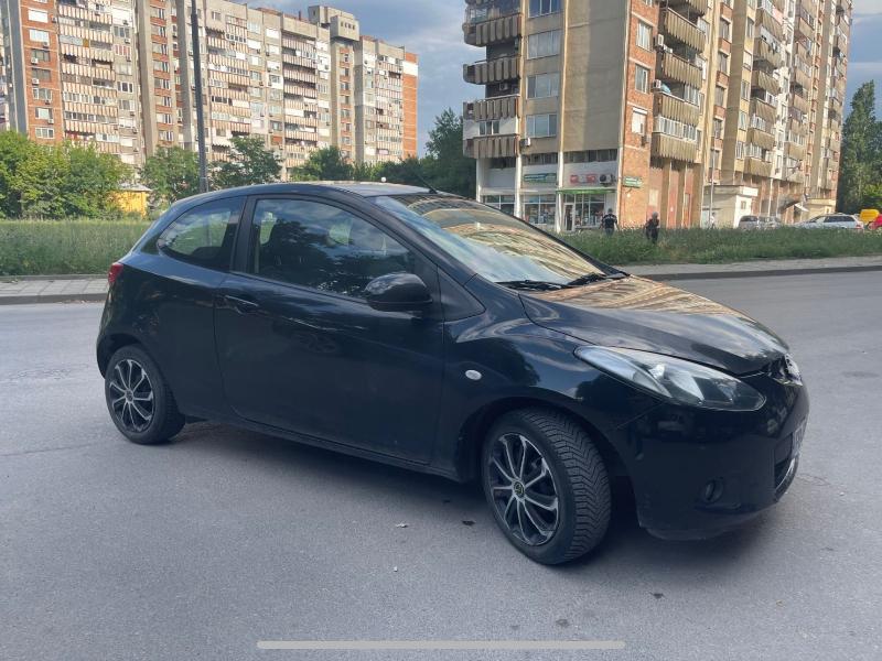 Mazda 2 1.3 бензин - изображение 4