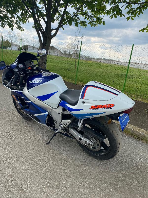 Suzuki Gsxr 600 - изображение 4