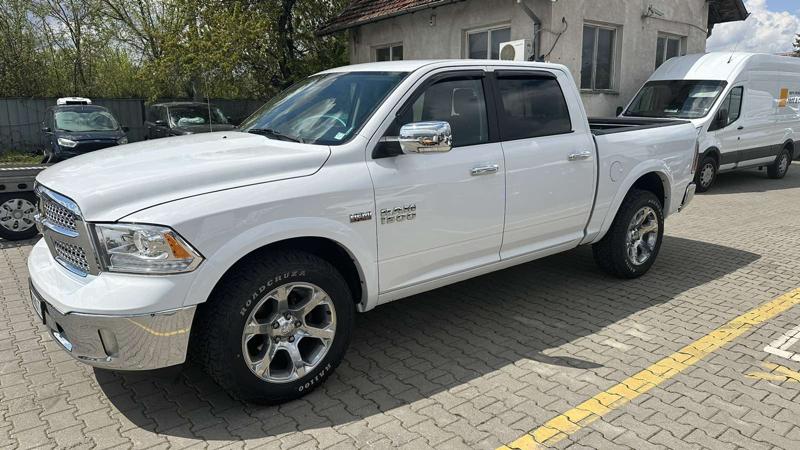 Dodge RAM 1500 Laramie 5.7 Hemi - изображение 2