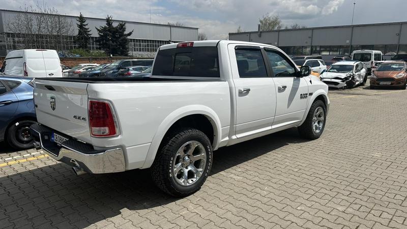 Dodge RAM 1500 Laramie 5.7 Hemi - изображение 5