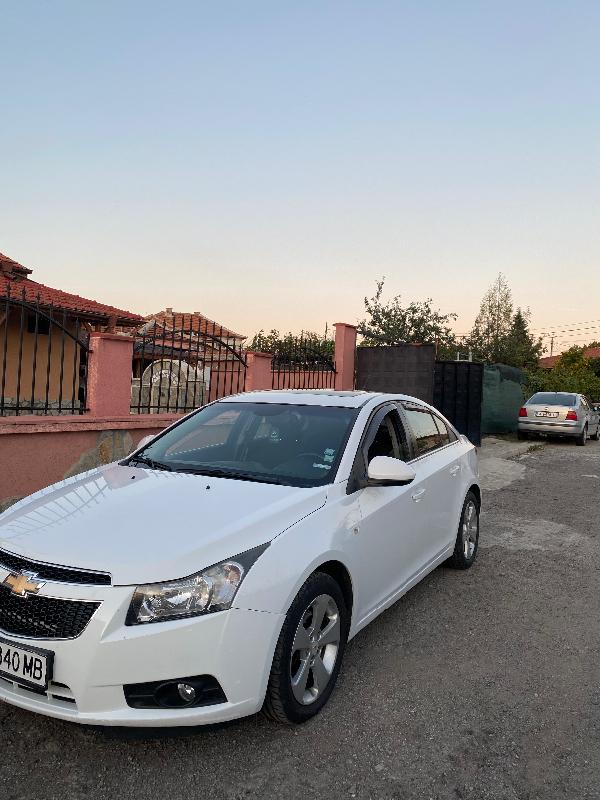 Chevrolet Cruze 2.0 - изображение 3