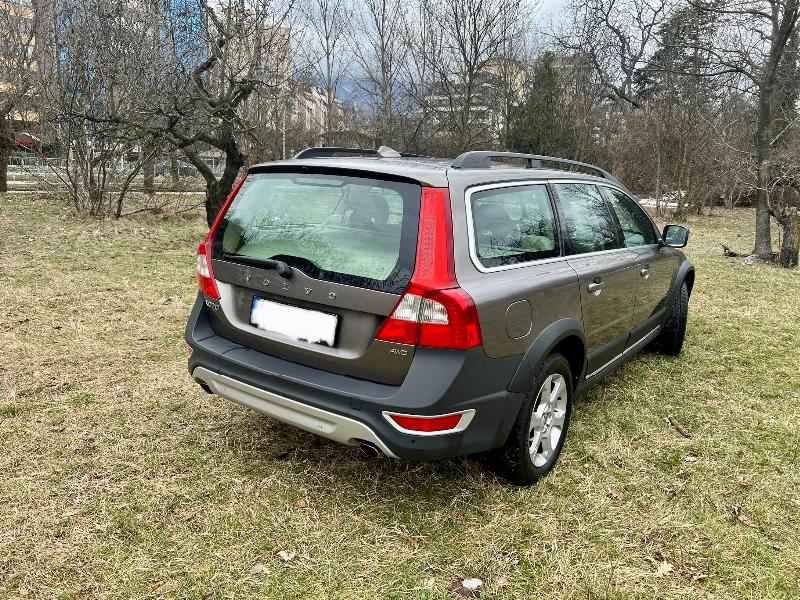 Volvo Xc70 D5 205 к.с. - изображение 5