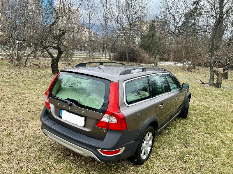 Volvo Xc70 D5 205 к.с. - изображение 4