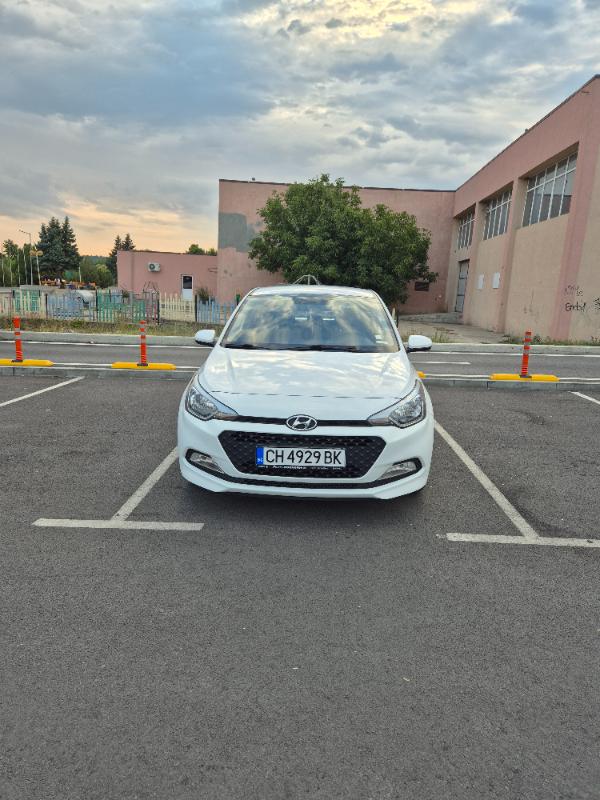 Hyundai I20 1.2 - изображение 2