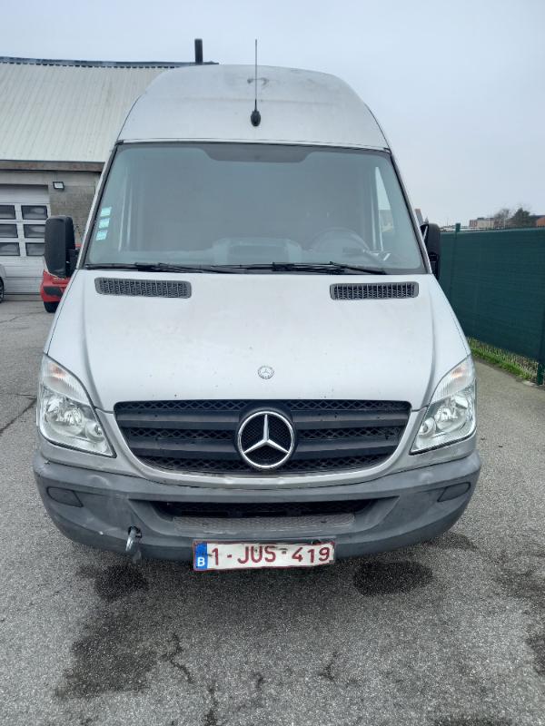 Mercedes-Benz Sprinter 319 Дълга база MAXI - изображение 7