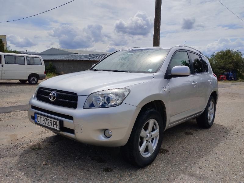 Toyota Rav4 2.2 - изображение 10