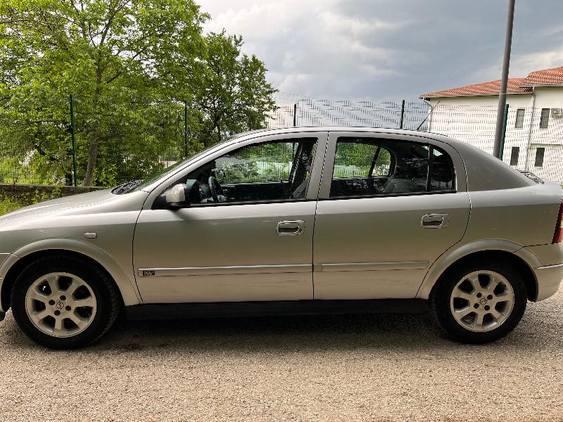 Opel Astra 1.6 Ecotec - изображение 6