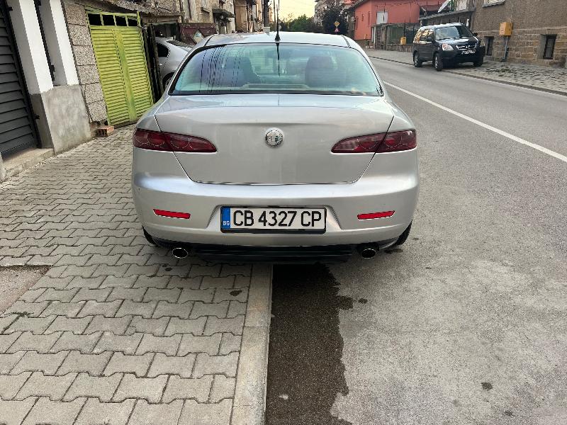 Alfa Romeo 159 1.9 JTDm - изображение 4