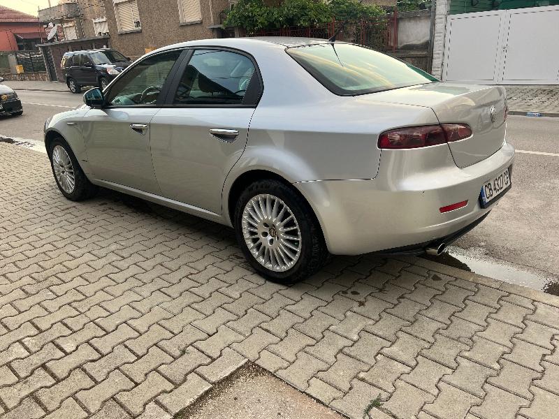 Alfa Romeo 159 1.9 JTDm - изображение 5