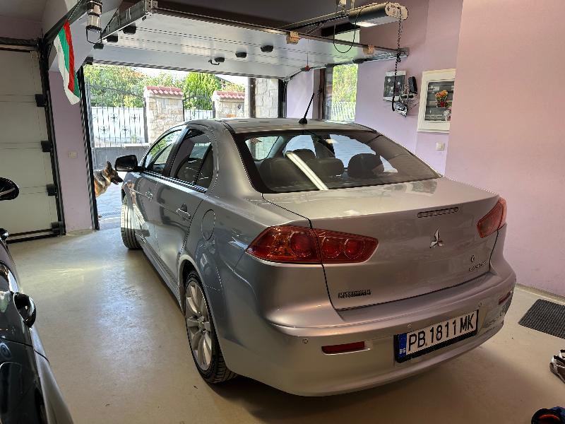 Mitsubishi Lancer 2.0 - изображение 8