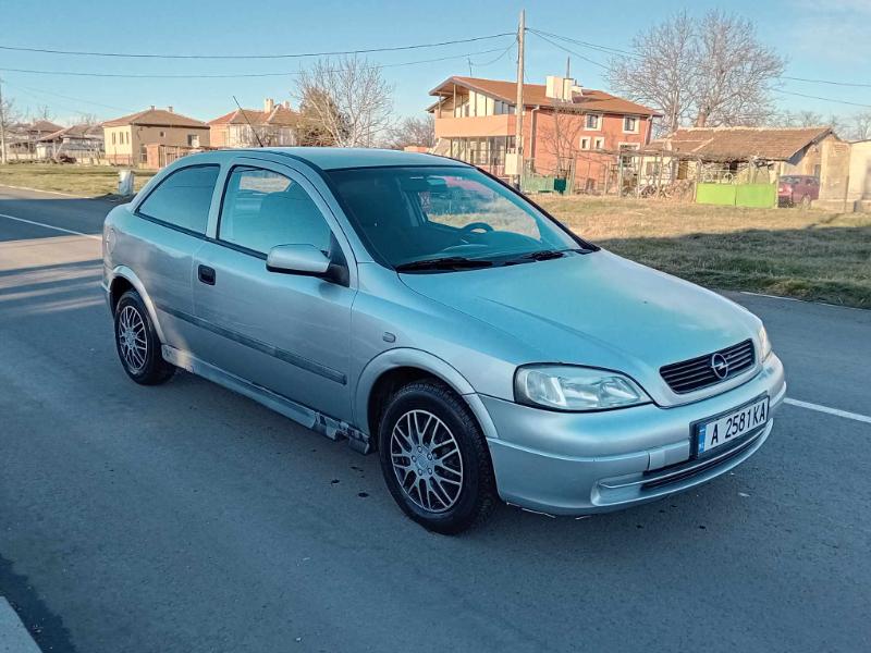 Opel Astra 1.6 - изображение 4