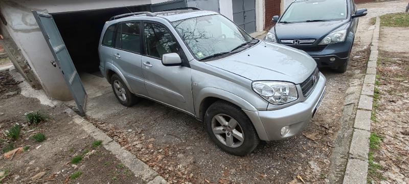 Toyota Rav4 2.0 - изображение 3