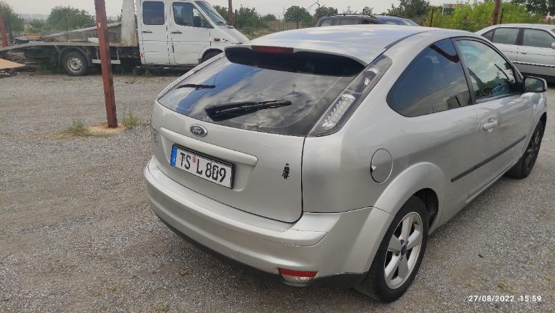 Ford Focus 1.6i - изображение 6