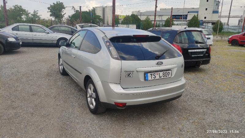 Ford Focus 1.6i - изображение 4