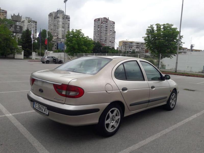 Renault Megane 1,9dti - изображение 2