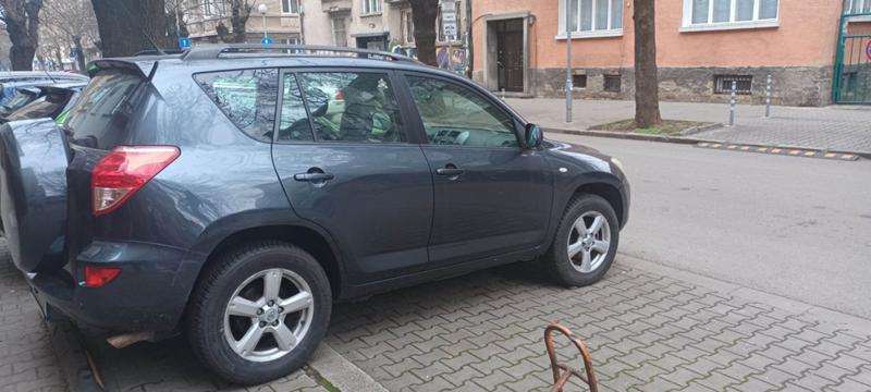 Toyota Rav4  - изображение 5