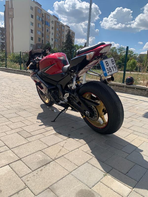 Suzuki Gsxr K6 1000 - изображение 6