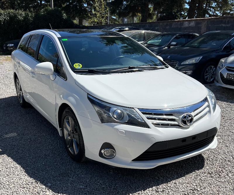 Toyota Avensis 2.2D4D FACE NAVI - изображение 2