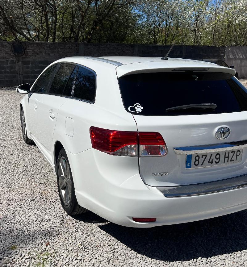 Toyota Avensis 2.2D4D FACE NAVI - изображение 7