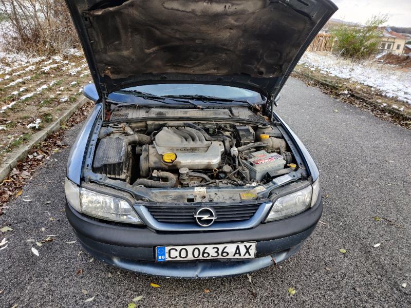 Opel Vectra 1.6i - изображение 3