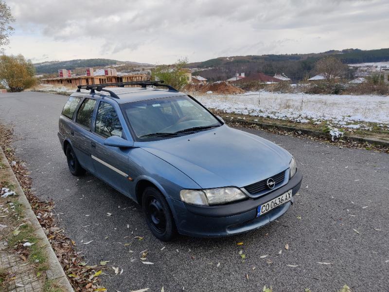 Opel Vectra 1.6i - изображение 2