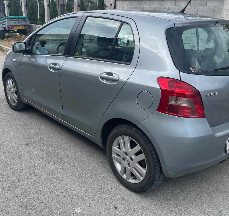 Toyota Yaris 1,4  - изображение 8