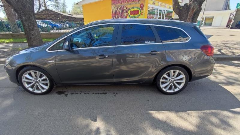 Opel Astra 1.7 cdti Cosmo - изображение 8