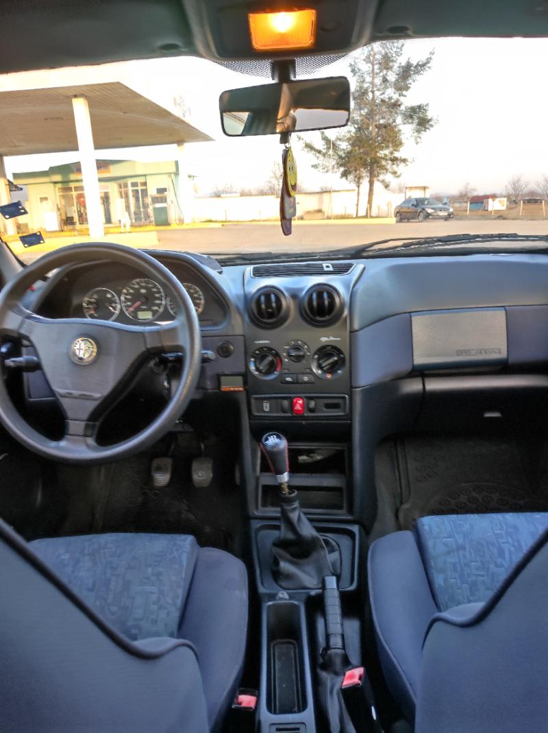 Alfa Romeo 146 1.4 - изображение 1