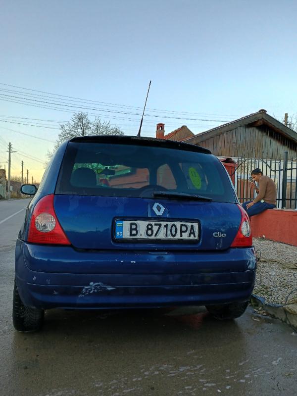 Renault Clio 1.6 16V - изображение 2