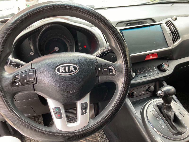 Kia Sportage 2.0  - изображение 8