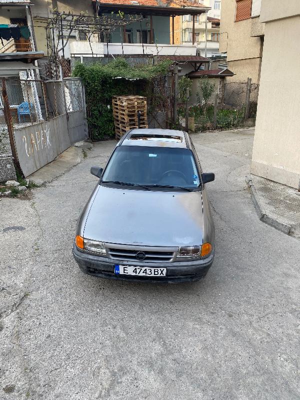 Opel Astra 1,6 - изображение 3