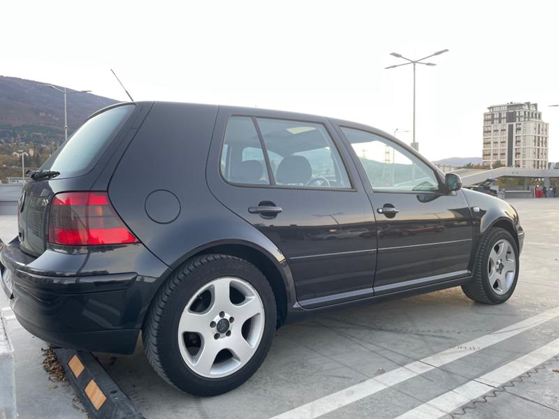 VW Golf 2.0 - изображение 5