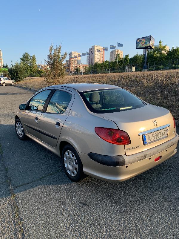 Peugeot 206 седан 1.4 бензин - изображение 4