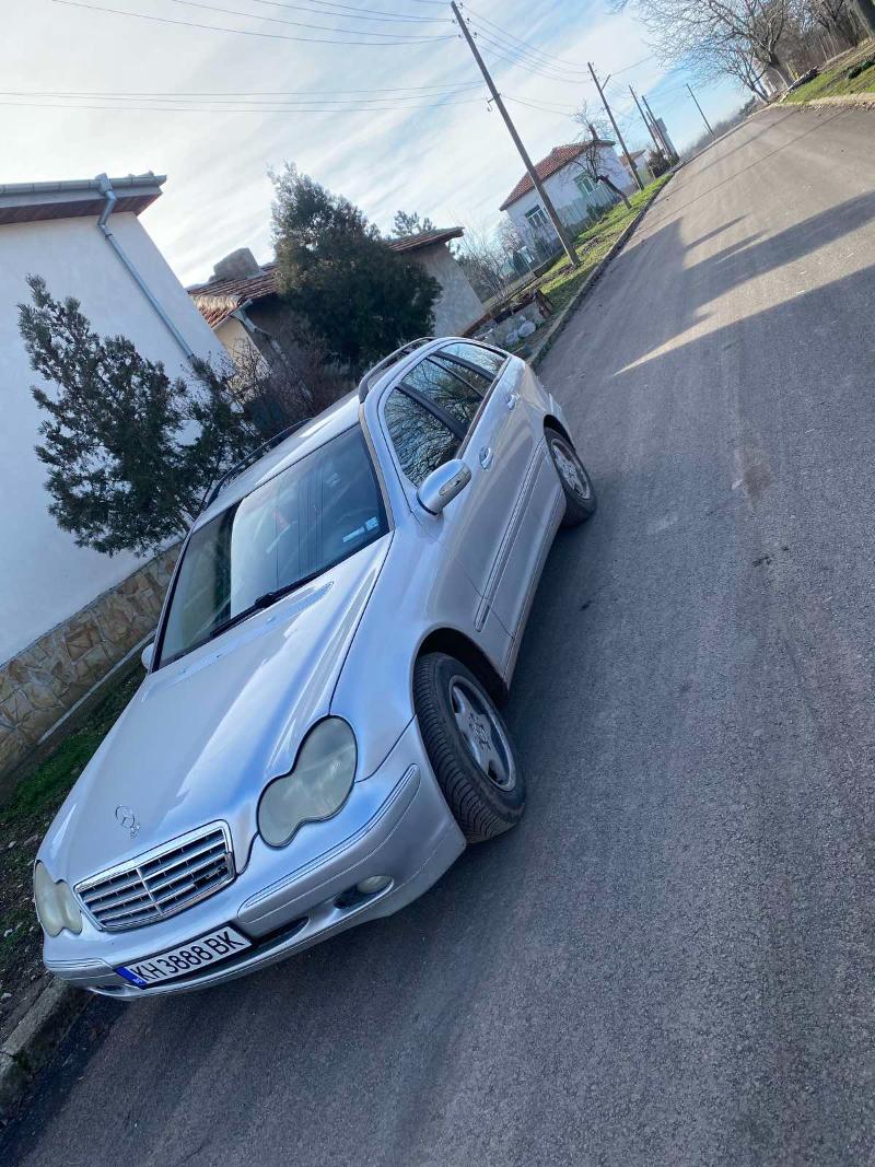 Mercedes-Benz C 200  - изображение 4