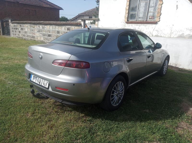 Alfa Romeo 159 1.9 JTDM - изображение 6