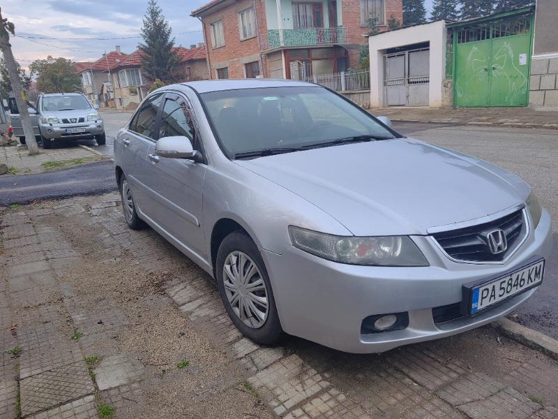 Honda Accord 2.0 - изображение 4