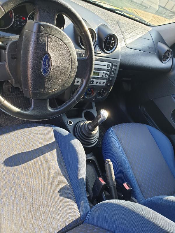 Ford Fiesta 1.4 Климатик - изображение 1