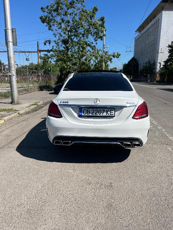 Mercedes-Benz C 300  - изображение 7